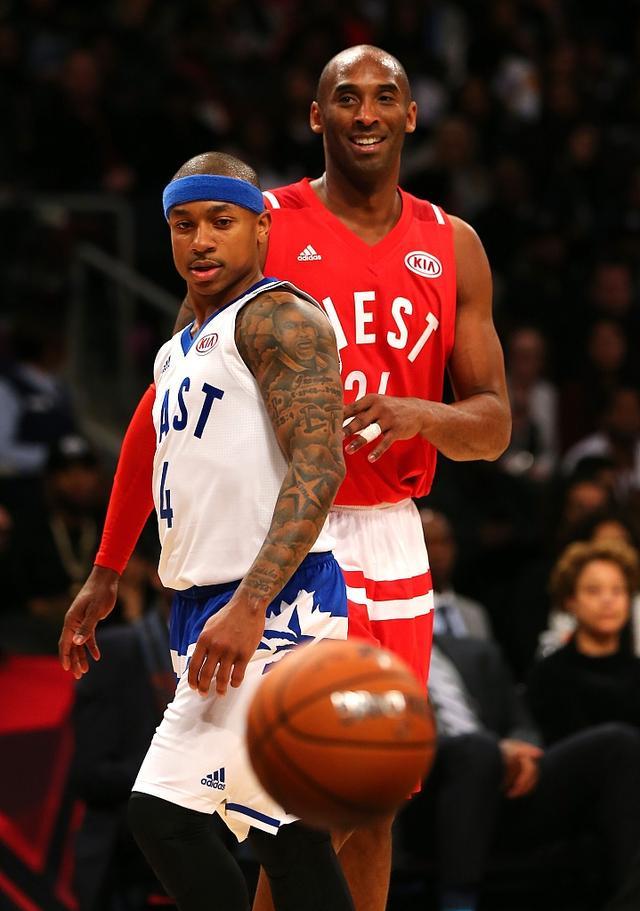 她在赛场上 她在赛场上