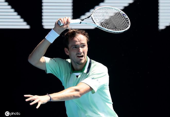 把时间轴拉 把时间轴拉